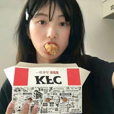 闺密妙诗吟